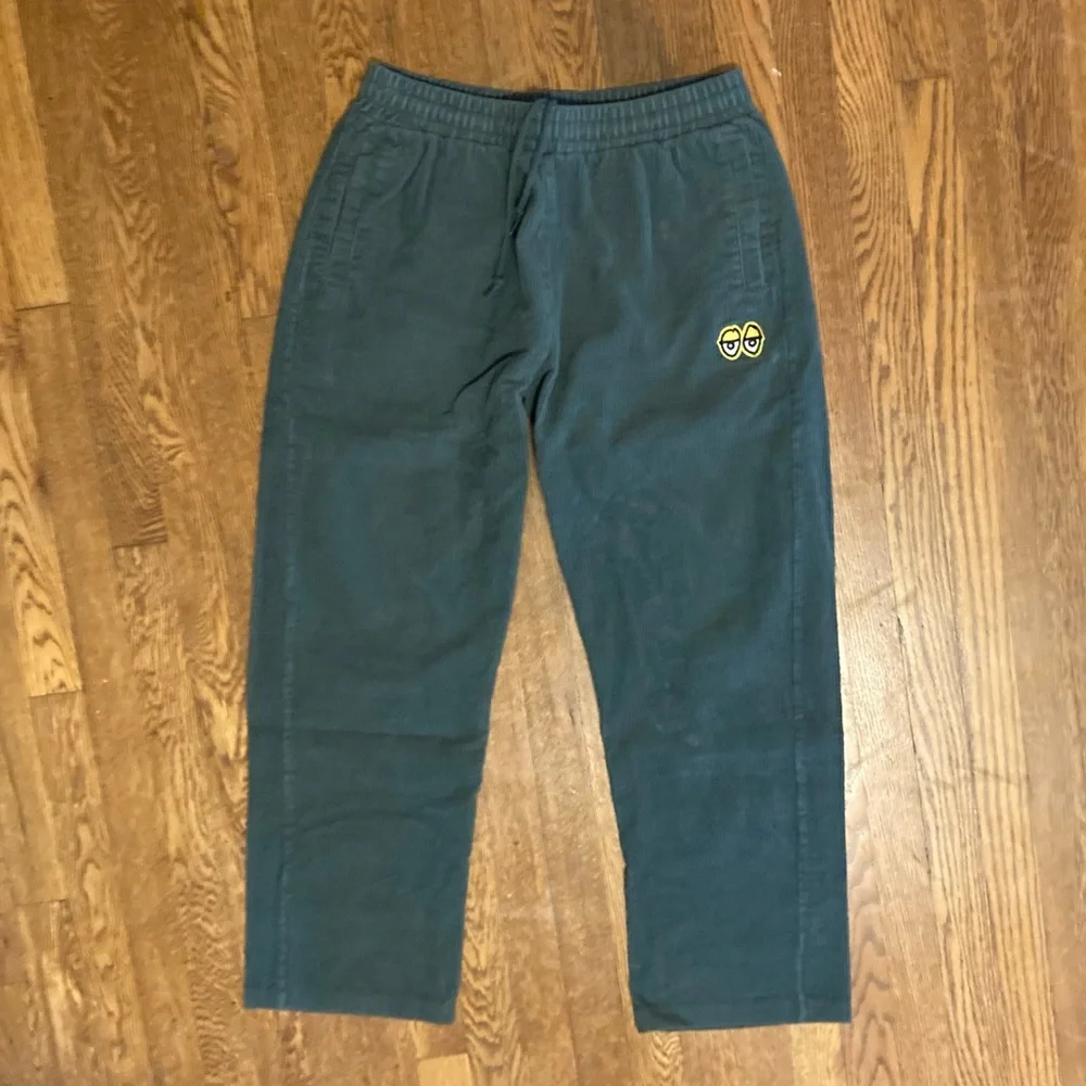 Krooked corduroy skater pants - Picture 1 of 4